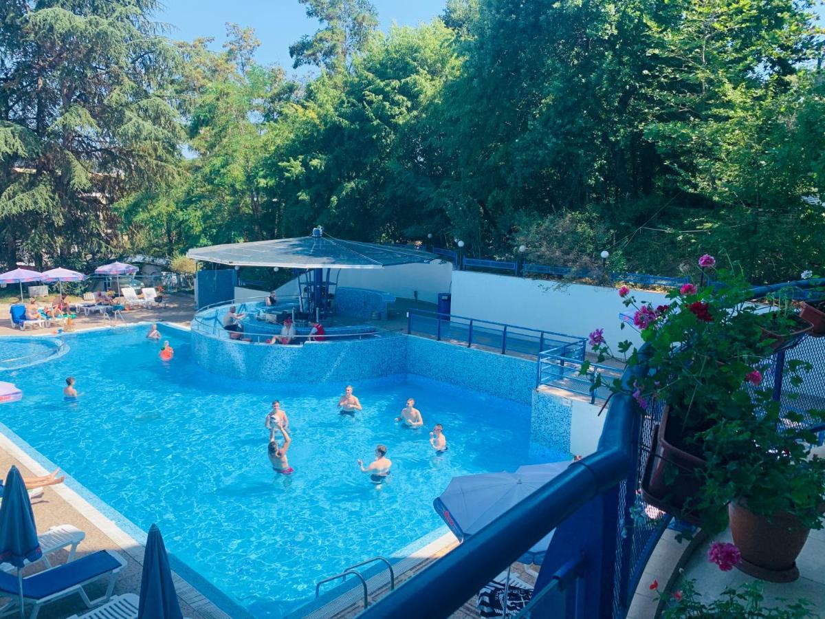 Aphrodite Hotel (Adults Only) Golden Sands Exterior photo
